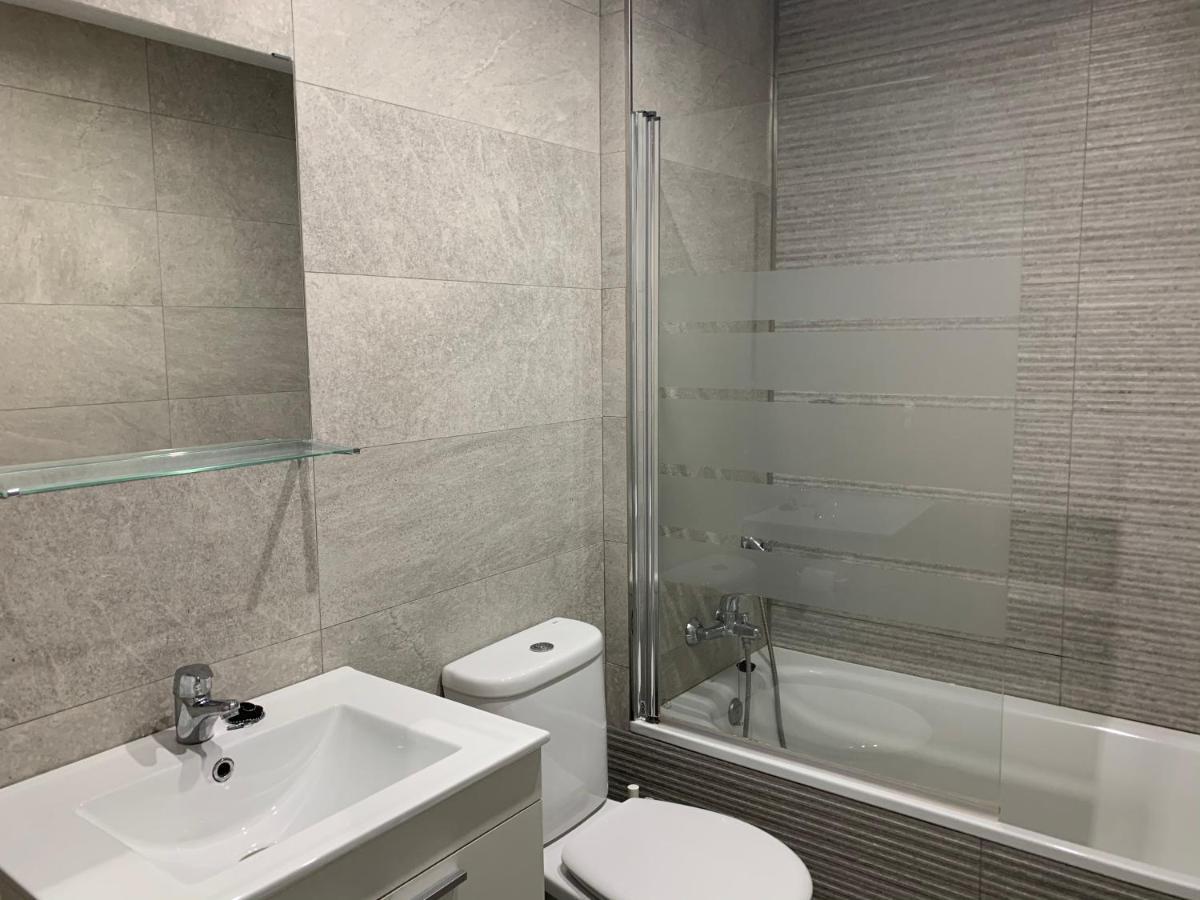Lujoso Duplex En La Playa Con Vistas Al Mar Apartment Torremolinos Luaran gambar