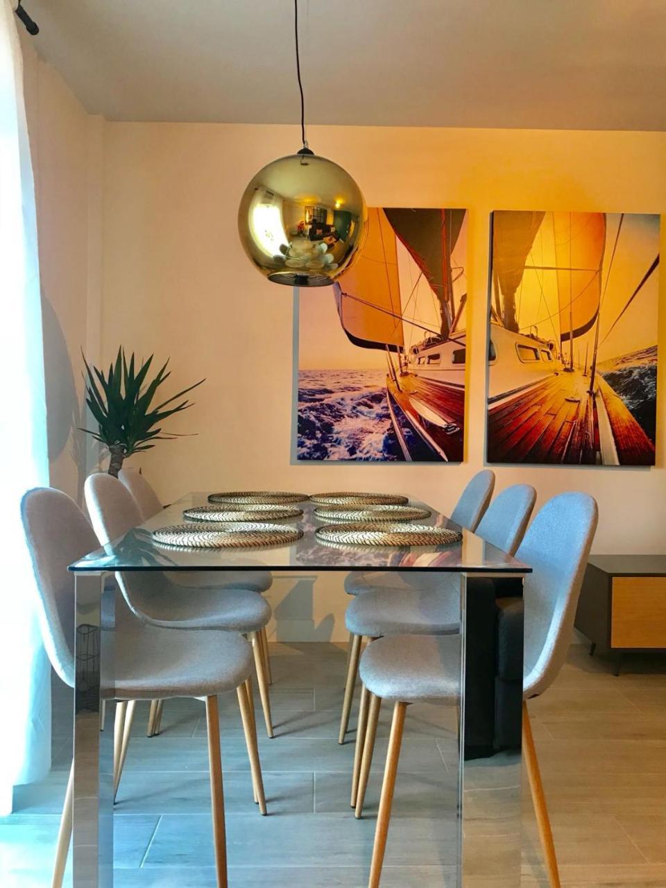 Lujoso Duplex En La Playa Con Vistas Al Mar Apartment Torremolinos Luaran gambar