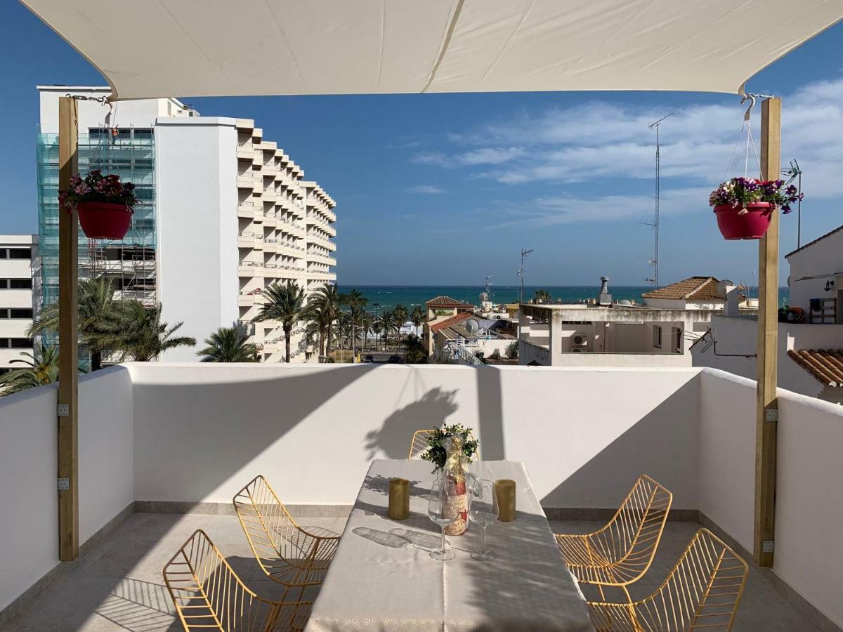 Lujoso Duplex En La Playa Con Vistas Al Mar Apartment Torremolinos Luaran gambar